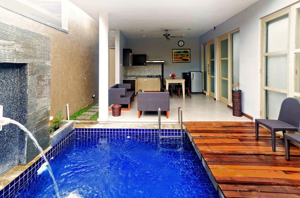 Bali Rich Villa Tuban Tuban  Zimmer foto